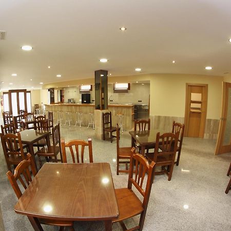 Hotel Albanta La Lantejuela Exterior photo